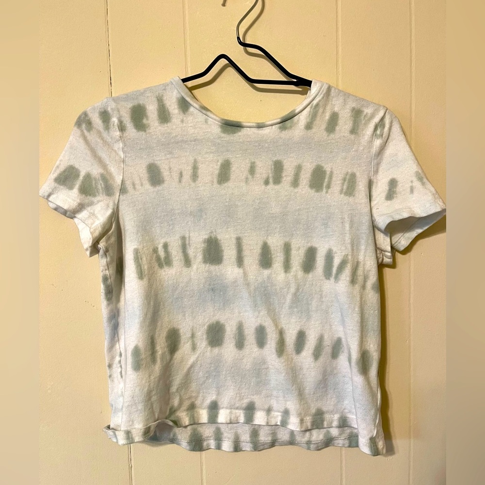 GAP Cropped Tee